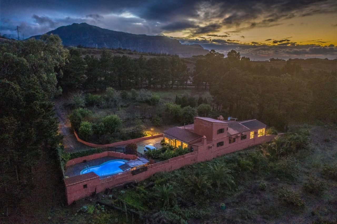 Villa Rural El Poleo D&R Con Piscina Climatizada Privada Y Solarium Pico de Viento Eksteriør billede